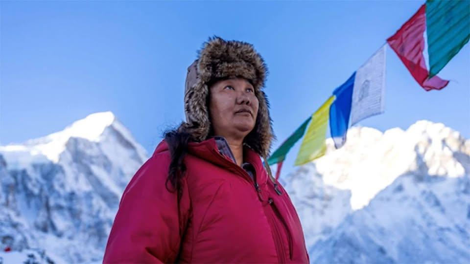 Lhakpa Sherpa sets new world record with 11th Everest summit